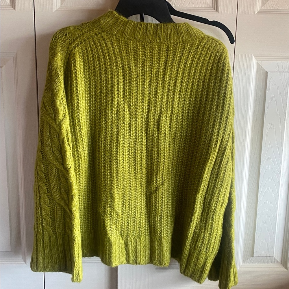 ELEVEN SIX NWT MONICA Alpaca Blend Pullover Sweater in Citrine - Picture 5 of 17